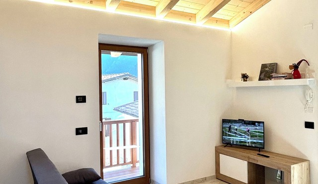 Apartment at the foot of the Castle and near Lake Garda