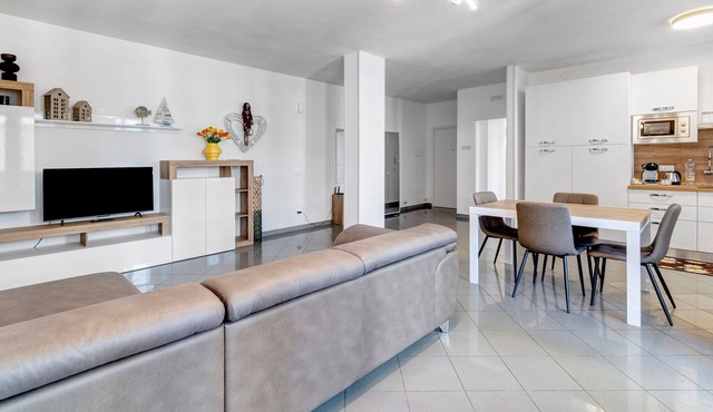 Apartment 'Casa Da Luigina 2' with Balcony, Wi-Fi and Air Conditioning