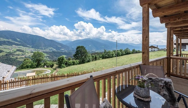 Apartment Panorama with Mountain View, Sauna, Hot Tub and Wi-Fi