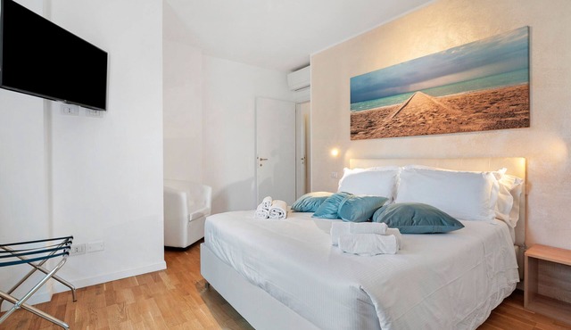 Apartment 'Venice Urban' with Private Terrace, Wi-Fi and Air Conditioning