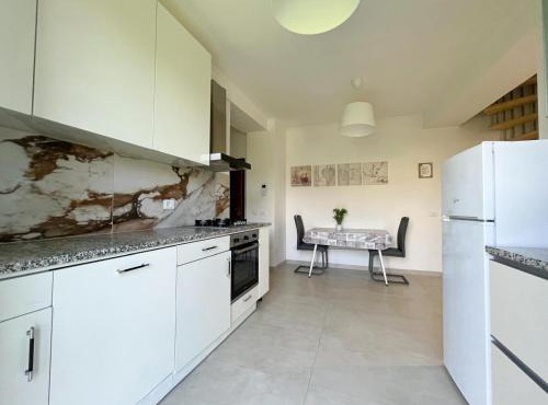 Appartamento con balcone affascinante a Cadorago