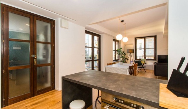Apt 250m from P.za V.Veneto! Terrace and parking space