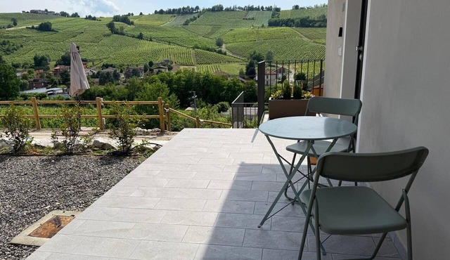 B&B NessunConfine CasaLaura with a magnificent view of the Oltrepò vineyards