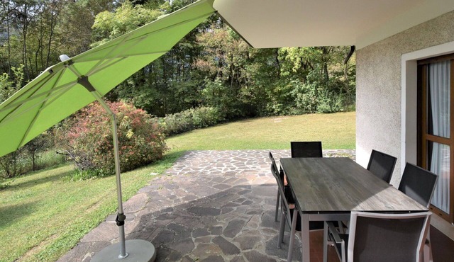 Beautiful apartment in villa for 5 people with WIFI, TV, terrace and pets allowed