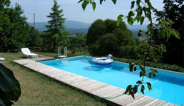 Beautiful private villa with private pool, WIFI, veranda, pets allowed and parking, close to Are.