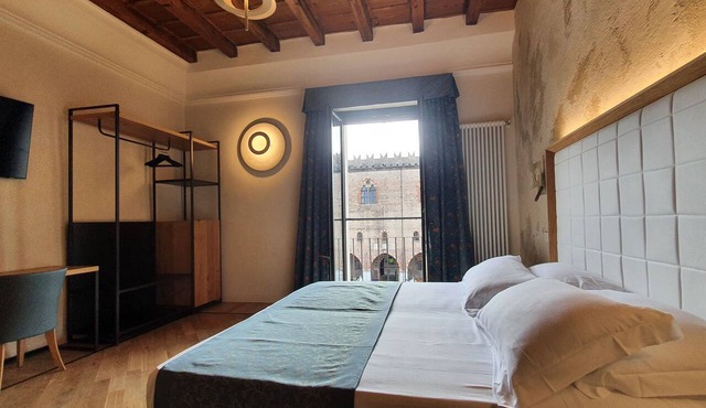 Ca' Uberti Home Boutique , Mantegna Hotels