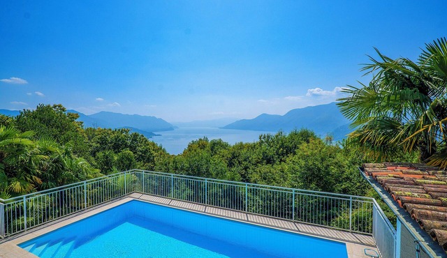 Casa Cora by Lago Reisen