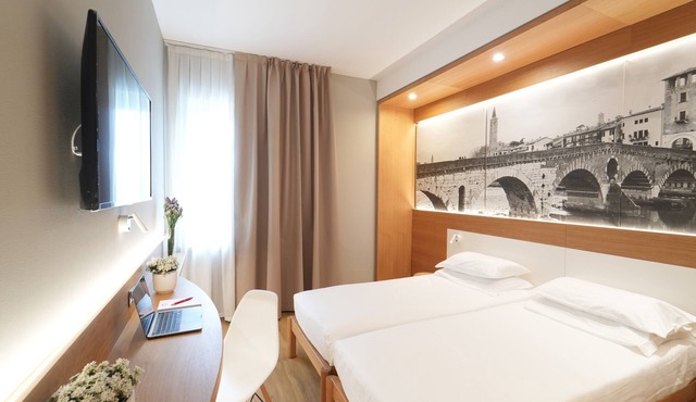 Cavallo Hotel Verona Est