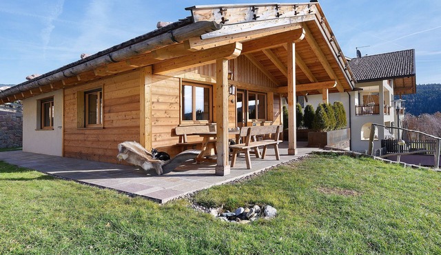 Chalet Hugo with Mountain Views, Shared Pool, and Wi-Fi