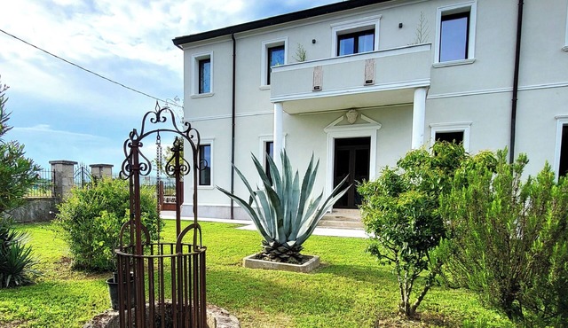 Charming historic home with exclusive park in the heart of the Euganean Hills