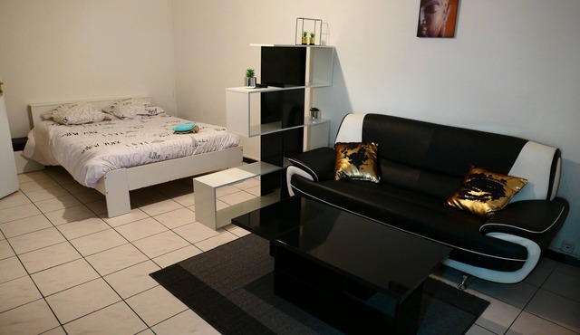 COMFORTABLE STUDIO EQUIPPED -20% WEEKEND DISCOUNT in DENAIN