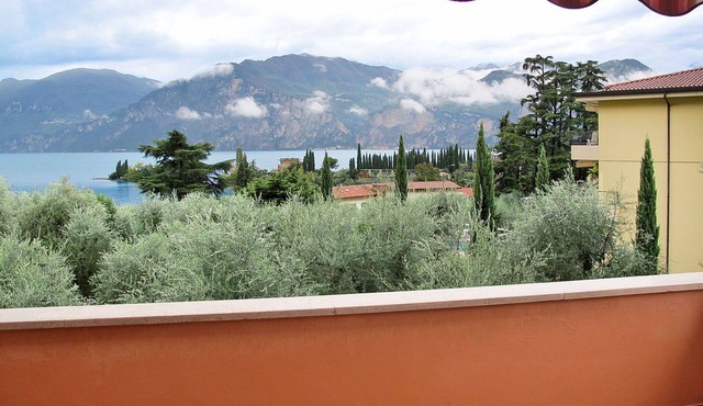 Cosy apartment for 3 guests with WIFI, TV, balcony and pets allowed