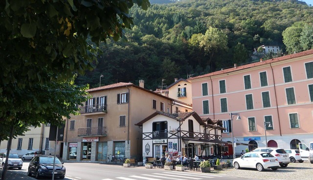 Cosy apartment for 6 guests with WIFI, TV, balcony and pets allowed