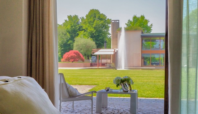 Country House Water Court: App. Lilium