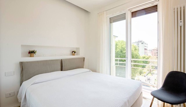 Cozy and Elegant Two-Room Apartment in the Heart of the City in Milano