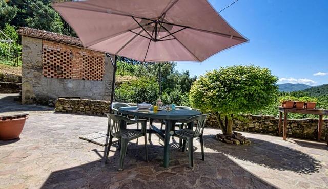 Cozy apartment in Varese Ligure