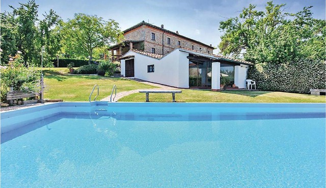 Cozy Home In Monticiano