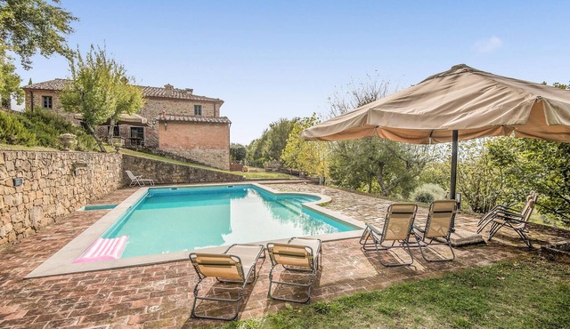 Cozy home in S. Giustino -AR-