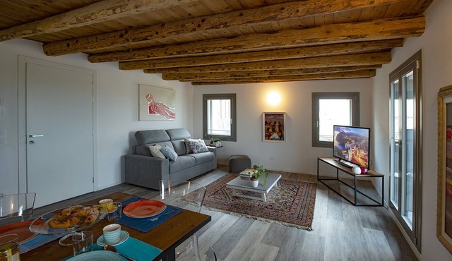 ELEGANT 2BEDROOMS APARTMENT WITH HILL-VIEW TERRACE IN THE PROSECCO REGION