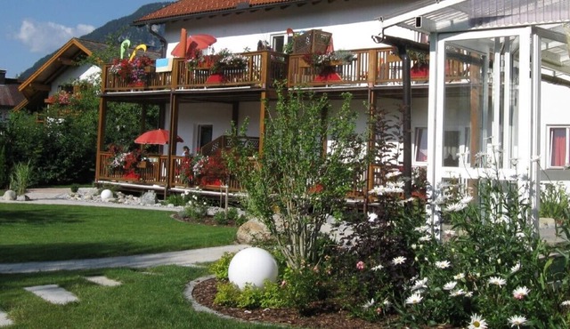 Everything here is right: landlord, apartment, surroundings - all the best in Lechaschau