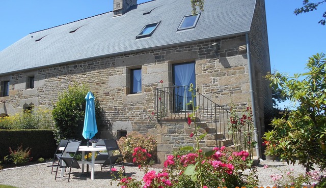 EXCEPTIONAL SETTING: your private gite in a character house in Normandy in Courson