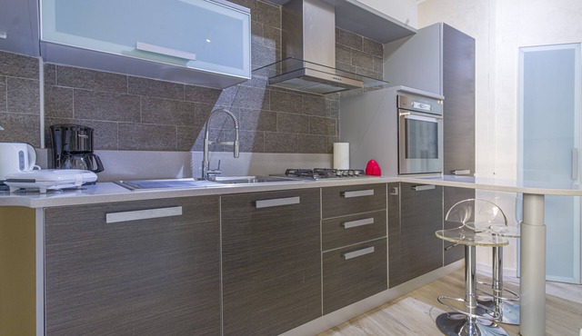 Gemütliche Kleine Wohnung mit 30 qm Garten in Luino
