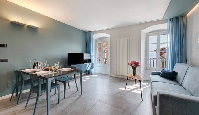 'Gemhouse Turchese Garda Lake' Apartment with Lake View, Wi-Fi and Air Conditioning