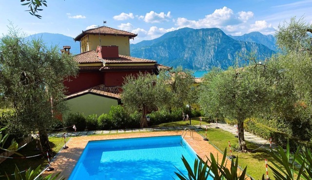 GIULY BETH'S HOUSE BRENZONE