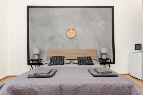 Grey Room