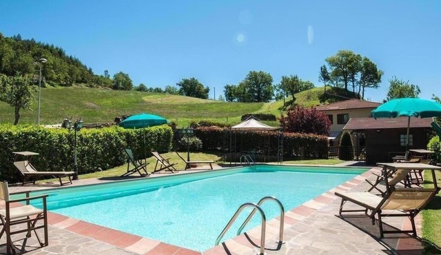 Großes Ferienhaus Villa Caterina in Lonnano by Interhome
