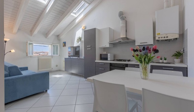 GuestHost - Comfortable apartment located on the second floor of a building NOT equipped with a lift.In 63 m2 of space it comfortably accommodates 5 people with a double sofa bed in the living room, a double bedroom and a bedroom with a single bed.Locate