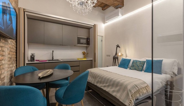 GuestHost - Ferrara Jungle Apartment