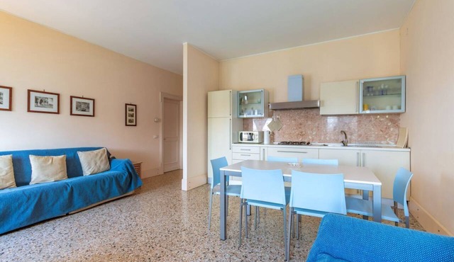 GuestHost - Giudecca Elegant APT with Stunning Lagoon View!