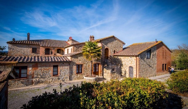 GuestHost - Glicine-Chianti Stunning Studio W/Private Parking!