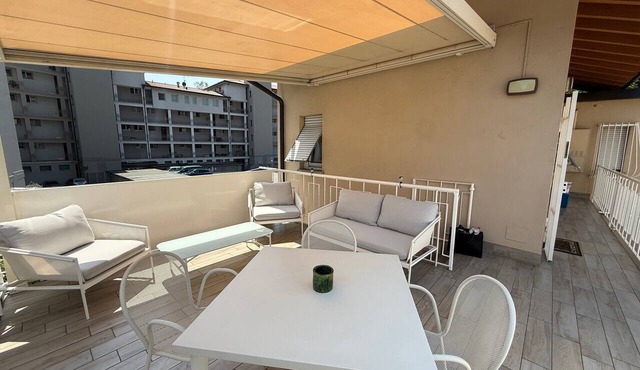 Holiday Home 'Miki' with Private Terrace, Wi-Fi and Air Conditioning