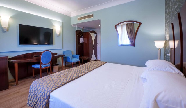 Hotel & Meeting Centergross