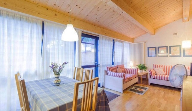 Il Trifoglio: group stays surrounded by nature and poolside relaxation