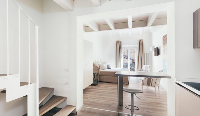 Il Trovatore Two-room apartment on two levels