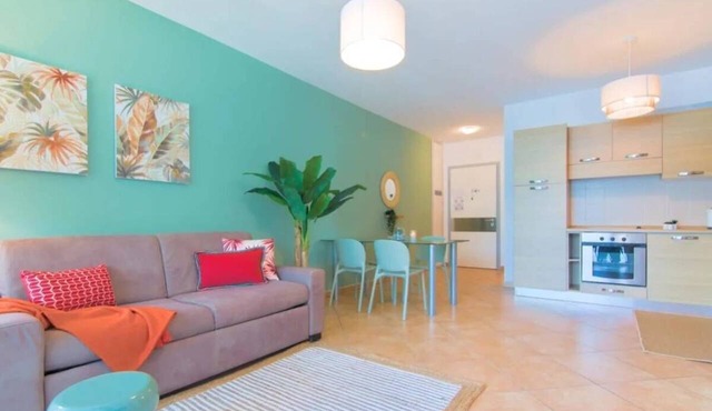 Lake Maggiore lakeside apartment