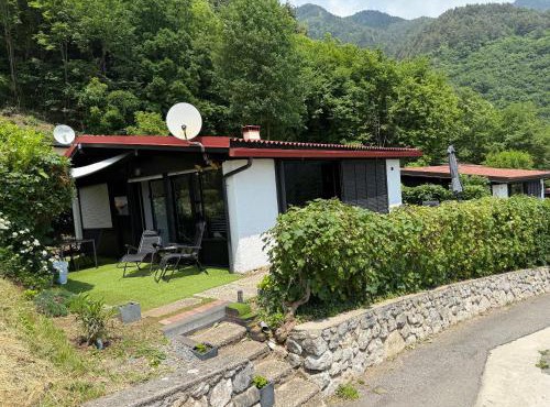 Italy Bungalow Gardalake Tignale. Sunclass