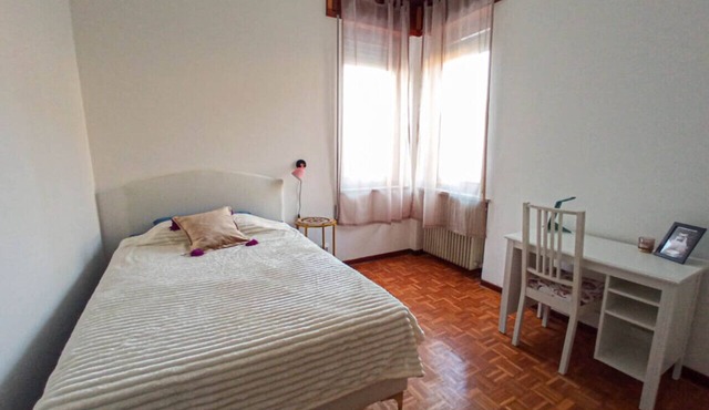 Lilly`s Home - Borgo Asolo (Bagno Condiviso)