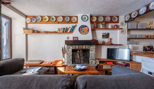 Lovely apartment for 7 people with WIFI, TV, balcony and pets allowed