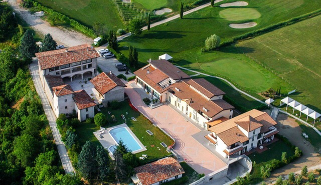 Lovely apartment for 7 guests with A/C, WIFI, pool, TV and pets allowed