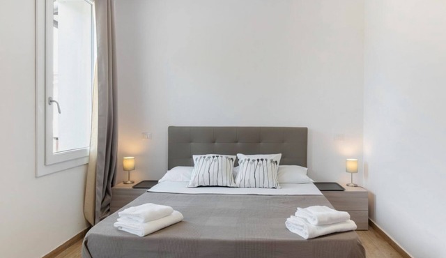 Modern and cozy room with private bathroom is part of the San Vincenzo Rooms Guest House and is perfect for 2 guests. The accommodation is located in the renovated building in Vigonza, which is 10 minutes by car from the center of Padua and on the direct