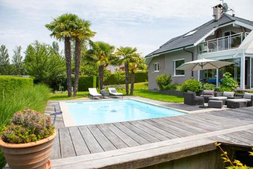 Modern Villa With Swimming Pool Lake Access in Nernier