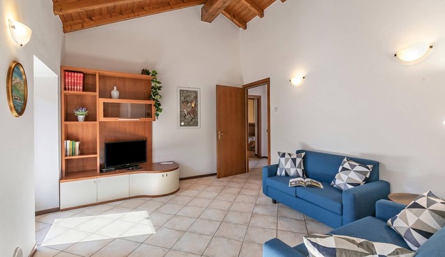 Nel Cuore Di Baveno Apartment, 50m from Lake, Baveno, Italy