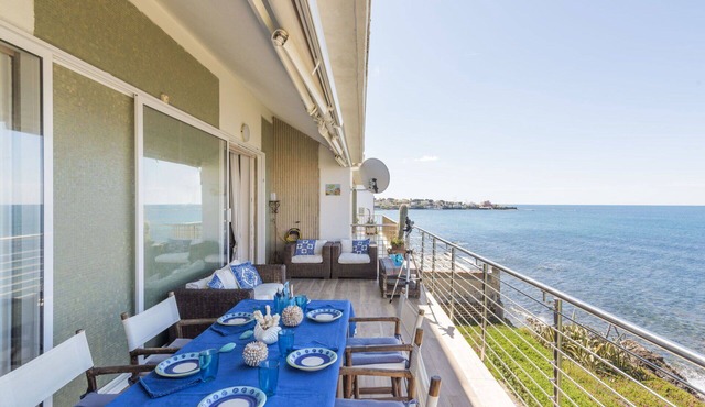 Nice apartment for 7 people with WIFI, TV, terrace and pets allowed