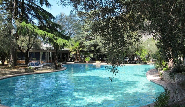 Nice apartment for 4 guests with pool, WIFI, A/C, TV and patio
