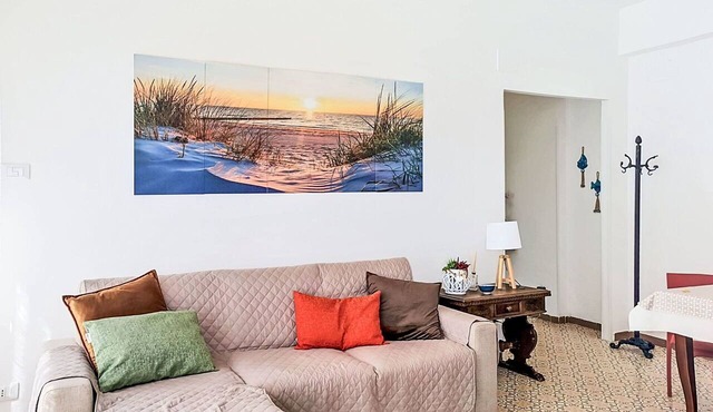 Nice apartment for 4 people with WIFI, A/C, TV and balcony