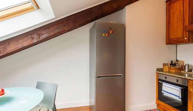 Nice apartment in villa for 4 people with A/C, WIFI and TV
